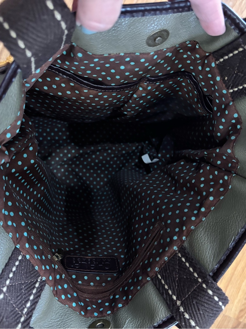 Women’s Fox Appliqué Chala Tote Bag in Olive Green - Picture 4 of 4